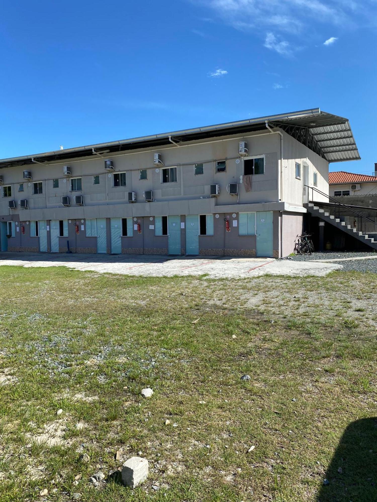 Loft E Suites Temporada Balneário Camboriú Esterno foto